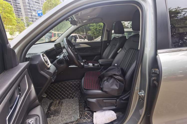Used Haval H5 2023 2.0T Automatic 4x4 Innovation Edition – Diesel Driver Seat