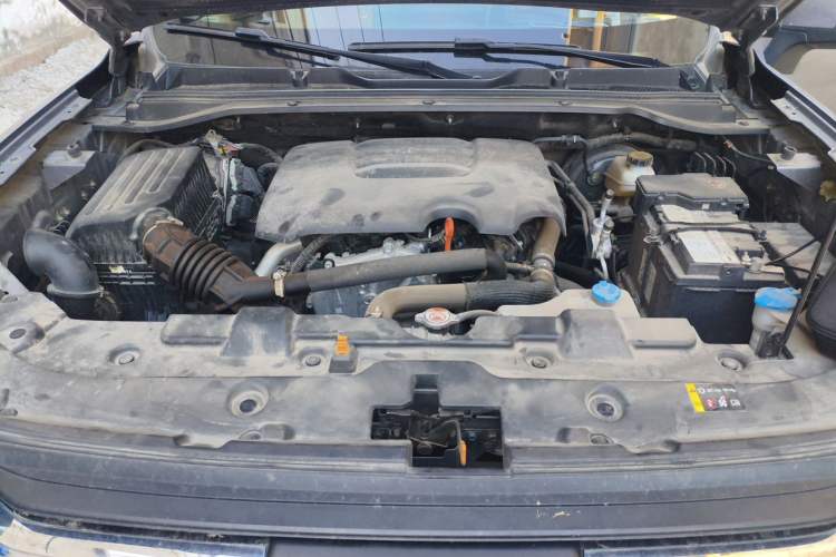 Used Haval H5 2023 2.0T Automatic All-Wheel Drive LinkedIn Gasoline Engine Bay