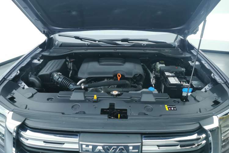 Used Haval H5 2023 2.0T Automatic All-Wheel Drive LinkedIn Gasoline Engine Bay