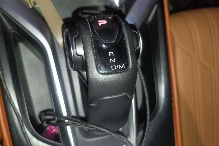 Used Haval H5 2023 2.0T Automatic All-Wheel Drive LinkedIn Gasoline Gear Lever
