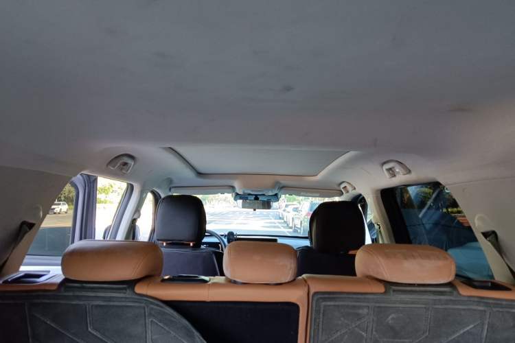 Used Haval H5 2023 2.0T Automatic Two-Wheel Drive LinkedIn Gasoline Headliner