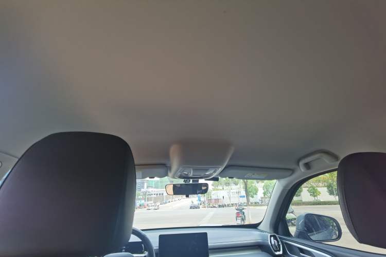 Used Haval H5 2023 2.0T Automatic 4x4 Innovation Edition – Diesel Headliner