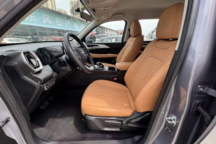 Used Haval H5 2023 2.0T Automatic 4x4 Innovation Edition – Diesel Interior 2