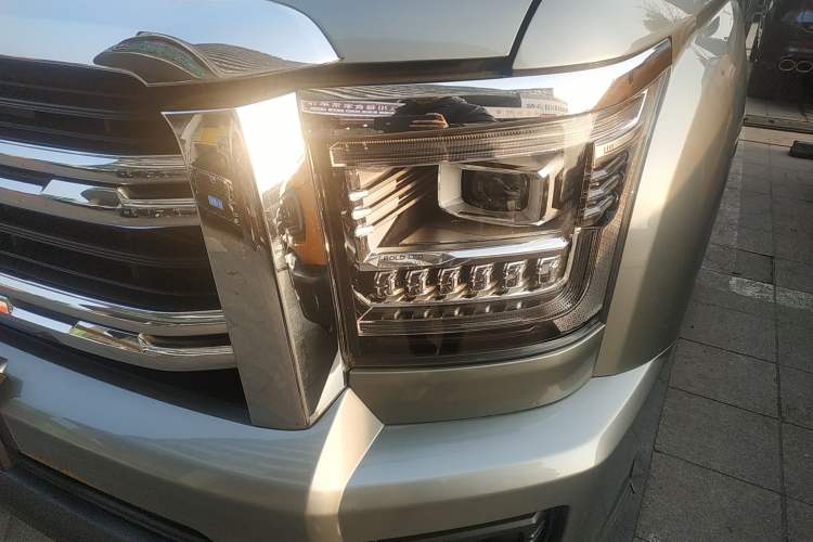Used Haval H5 2023 2.0T Automatic 4x4 Innovation Edition – Diesel Left Front Headlight