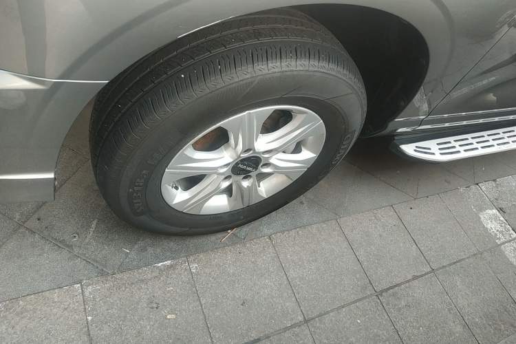 Used Haval H5 2023 2.0T Automatic 4x4 Innovation Edition – Diesel Left Front Wheel Hub