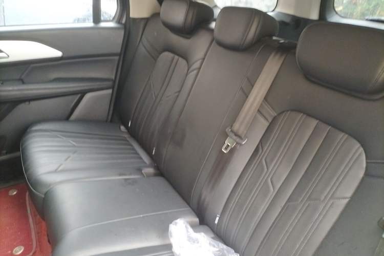 Used Haval H5 2023 2.0T Automatic Two-Wheel Drive Leading Edition Gasoline Left Rear Seat