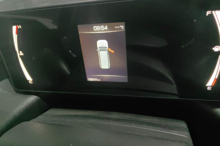 Used Haval H5 2023 2.0T Automatic All-Wheel Drive LinkedIn Gasoline Odometer Close Up
