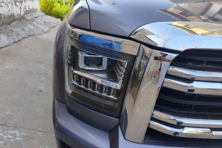 Used Haval H5 2023 2.0T Automatic All-Wheel Drive LinkedIn Gasoline Right Front Headlight