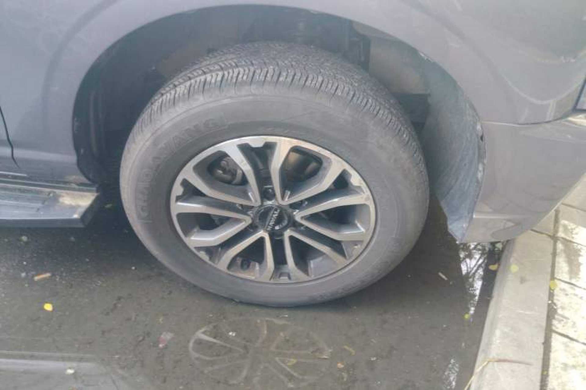 Used Haval H5 2023 2.0T Automatic Two-Wheel Drive LinkedIn Gasoline Right Front Wheel Hub