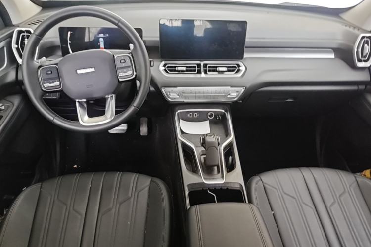 Used Haval H5 2023 2.0T Automatic All-Wheel Drive LinkedIn Gasoline Center Console