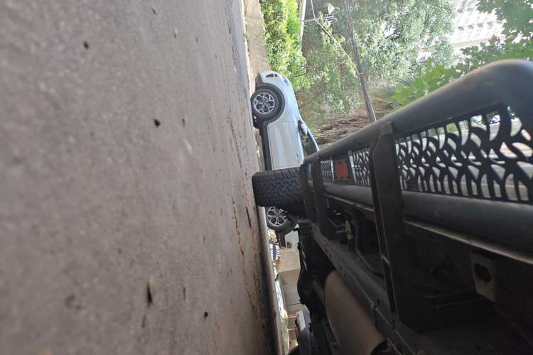 Used Haval H5 2023 2.0T Manual 4x4 Return-to-Order Custom Edition – Diesel Chassis Front Right