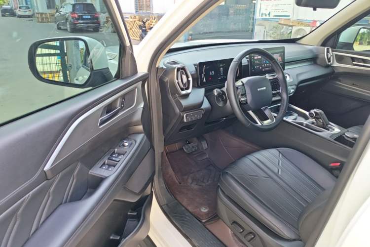 Used Haval H5 2023 2.0T Automatic All-Wheel Drive LinkedIn Gasoline Driver Seat