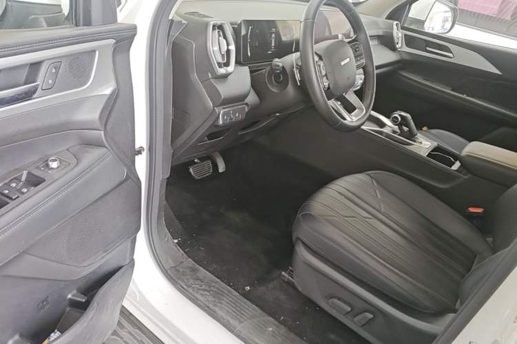 Used Haval H5 2023 2.0T Automatic All-Wheel Drive LinkedIn Gasoline Driver Seat