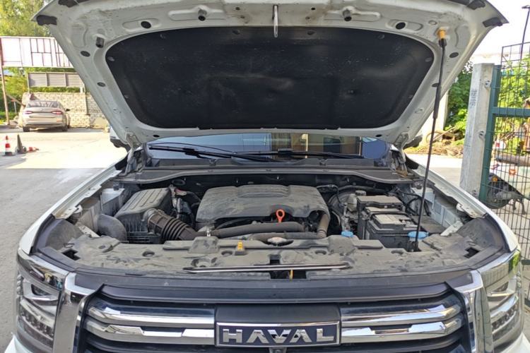 Used Haval H5 2023 2.0T Automatic All-Wheel Drive LinkedIn Gasoline Engine Bay