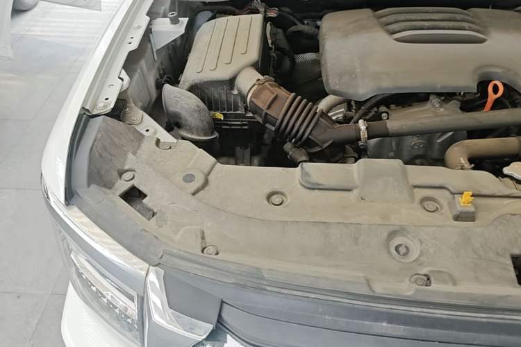 Used Haval H5 2023 2.0T Automatic All-Wheel Drive LinkedIn Gasoline Engine Bay Right