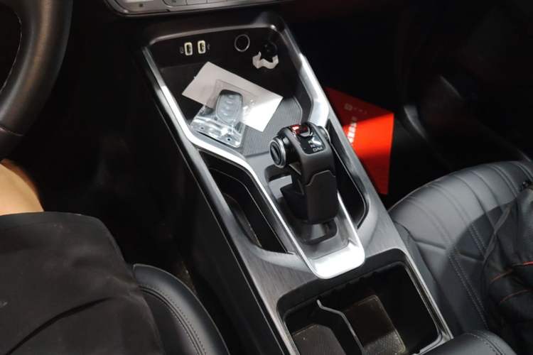 Used Haval H5 2023 2.0T Automatic All-Wheel Drive LinkedIn Gasoline Gear Lever