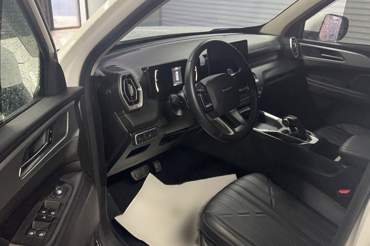 Used Haval H5 2023 2.0T Automatic Two-Wheel Drive LinkedIn Gasoline Interior 2