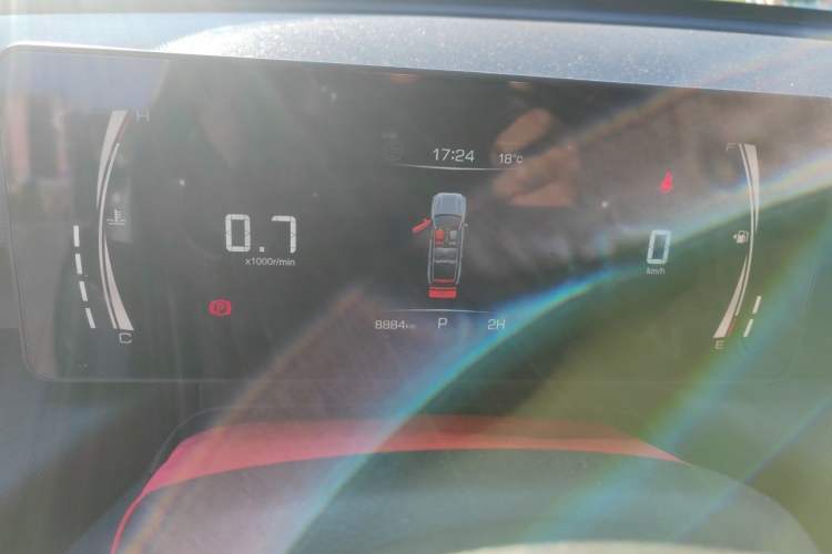 Used Haval H5 2023 2.0T Automatic All-Wheel Drive LinkedIn Gasoline Odometer Close Up