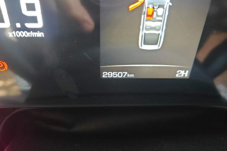 Used Haval H5 2023 2.0T Manual 4x4 Return-to-Order Custom Edition – Diesel Odometer Close Up