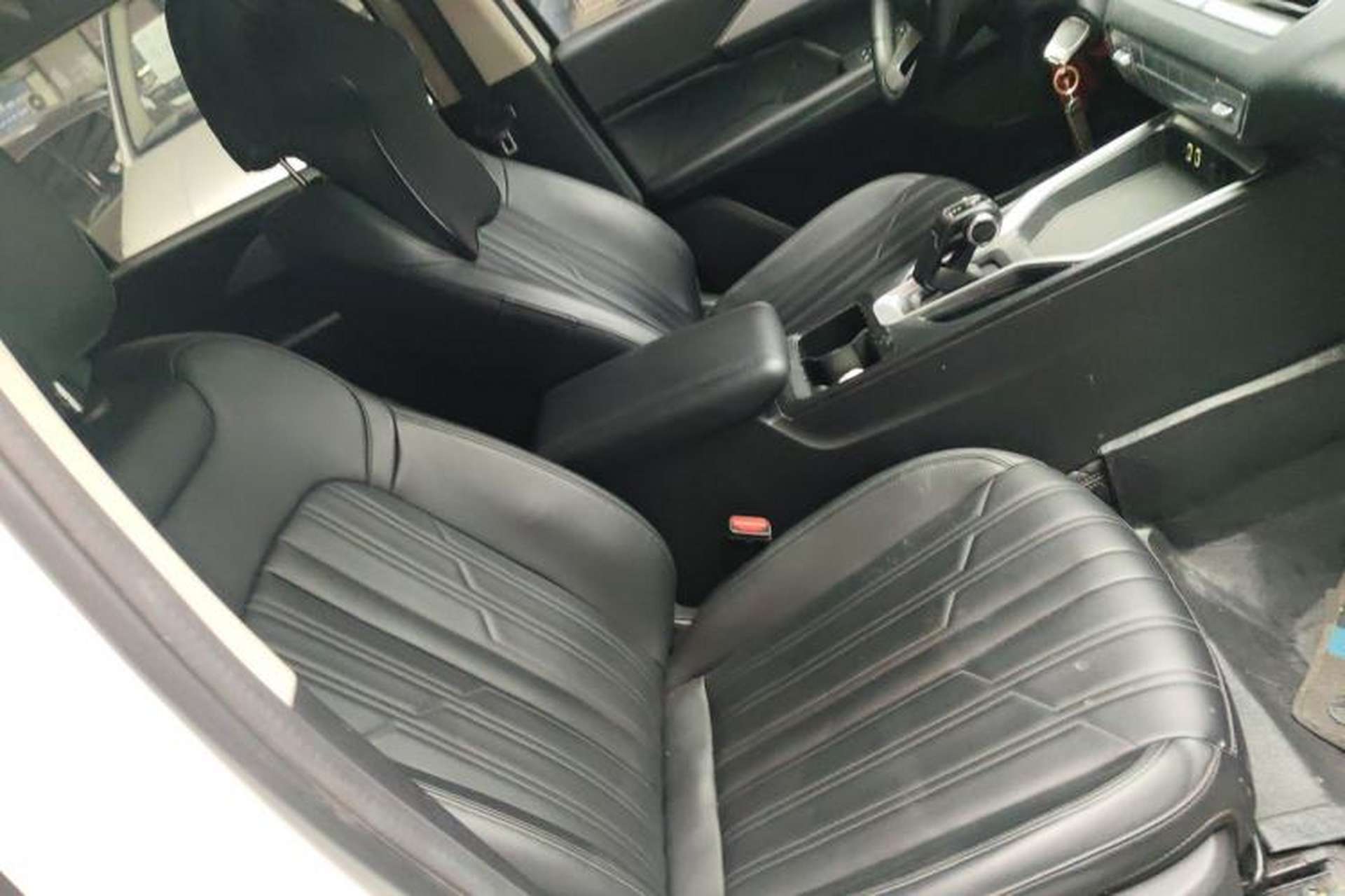 Used Haval H5 2023 2.0T Automatic 4x4 Innovation Edition – Diesel Right Front Seat