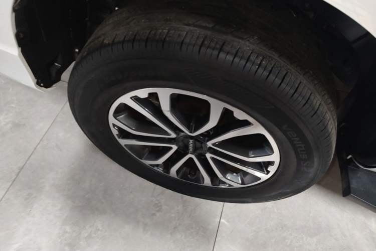 Used Haval H5 2023 2.0T Automatic All-Wheel Drive LinkedIn Gasoline Right Rear Wheel Hub