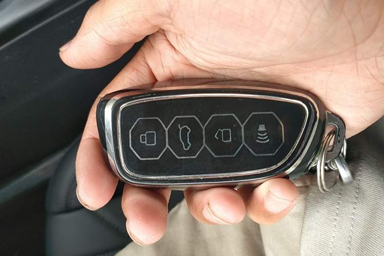Used Haval H5 2023 2.0T Automatic All-Wheel Drive LinkedIn Gasoline Vehicle Key
