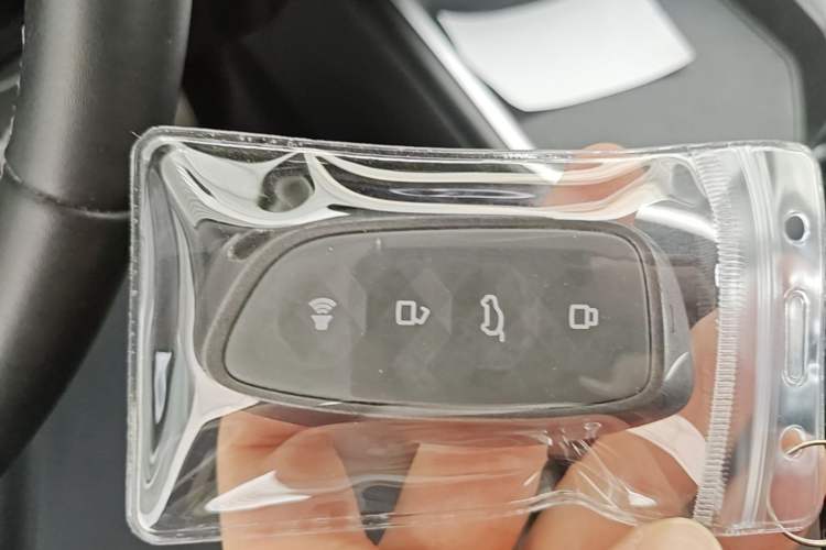 Used Haval H5 2023 2.0T Automatic All-Wheel Drive LinkedIn Gasoline Vehicle Key