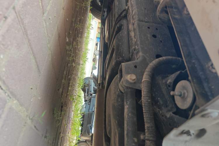Used Haval H5 2024 2.0T Automatic All-Wheel Drive Flagship Gasoline Chassis Rear Left