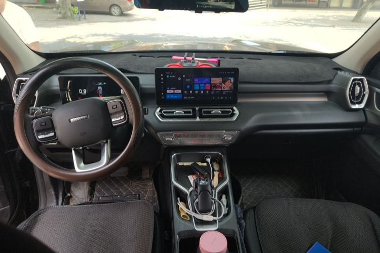 Used Haval H5 2025 2.0T Automatic All-Wheel Drive LinkedIn Edition Gasoline Center Console