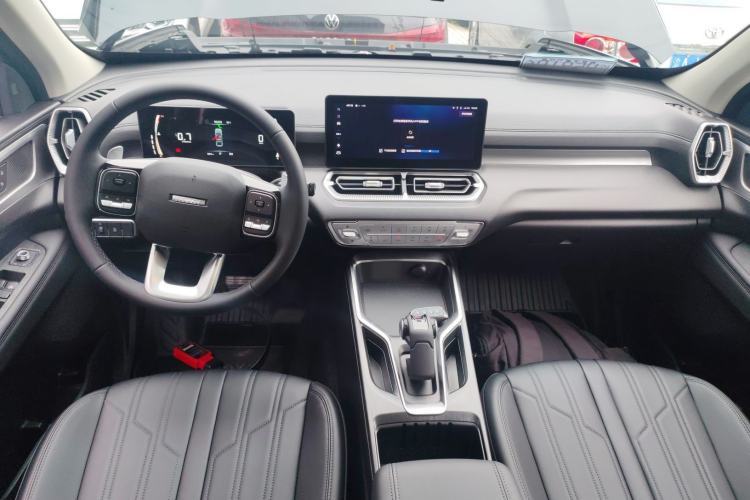Used Haval H5 2025 2.0T Automatic All-Wheel Drive Navigation Version – Gasoline Center Console