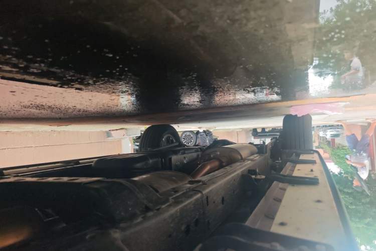 Used Haval H5 2025 2.0T Automatic All-Wheel Drive Flagship Edition Gasoline Chassis Front Right