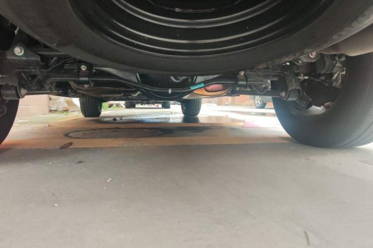 Used Haval H5 2025 2.0T Automatic All-Wheel Drive Flagship Edition Gasoline Chassis Rear