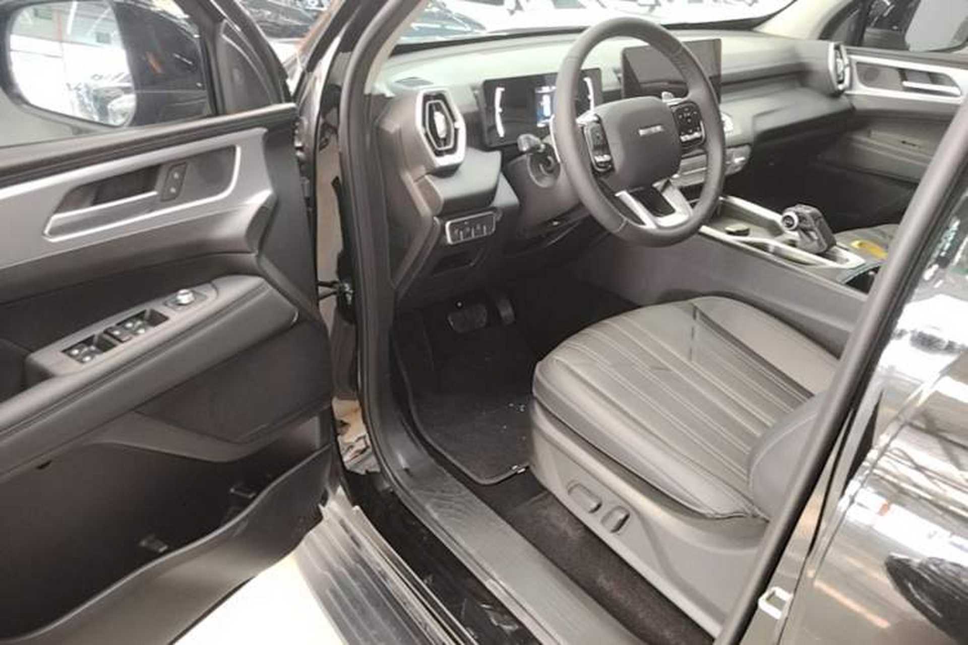 Used Haval H5 2025 2.0T Automatic All-Wheel Drive Navigation Version – Gasoline Driver Seat