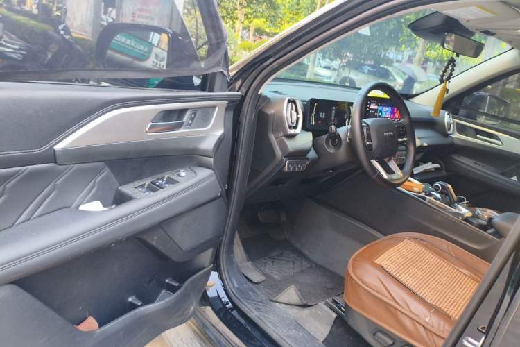 Used Haval H5 2025 2.0T Automatic All-Wheel Drive LinkedIn Edition Diesel Driver Seat