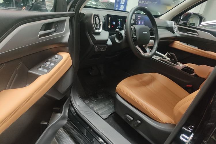 Used Haval H5 2025 2.0T Automatic All-Wheel Drive Navigation Version Diesel Driver Seat
