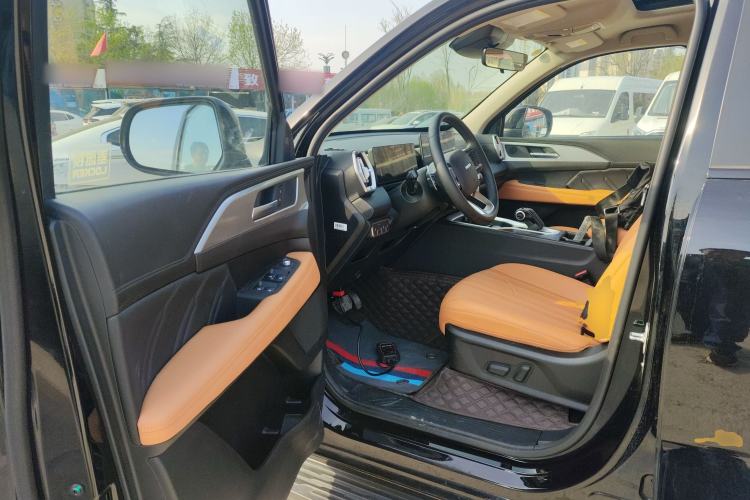 Used Haval H5 2025 2.0T Automatic All-Wheel Drive Navigation Version Diesel Driver Seat