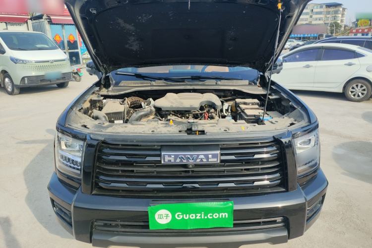 Used Haval H5 2025 2.0T Automatic All-Wheel Drive Navigation Version Diesel Engine Bay