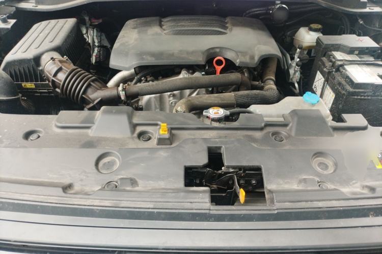 Used Haval H5 2025 2.0T Automatic All-Wheel Drive Navigation Version – Gasoline Engine Bay
