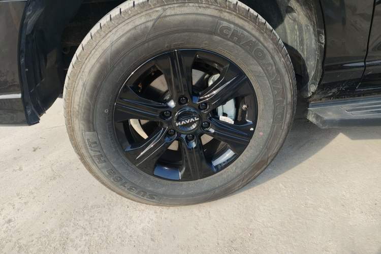 Used Haval H5 2025 2.0T Automatic All-Wheel Drive Navigation Version Diesel Exterior 4