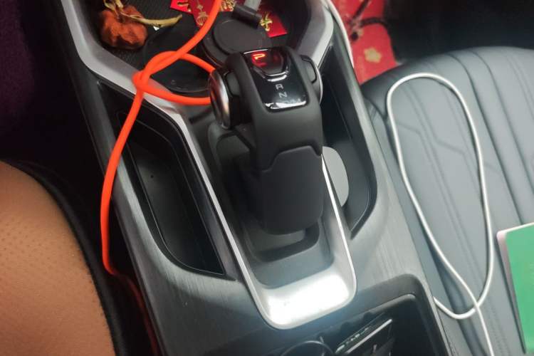 Used Haval H5 2025 2.0T Automatic All-Wheel Drive Flagship Edition Gasoline Gear Lever