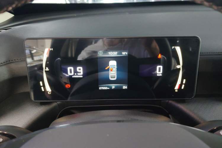 Used Haval H5 2025 2.0T Automatic All-Wheel Drive Flagship Edition Gasoline Instrument Cluster