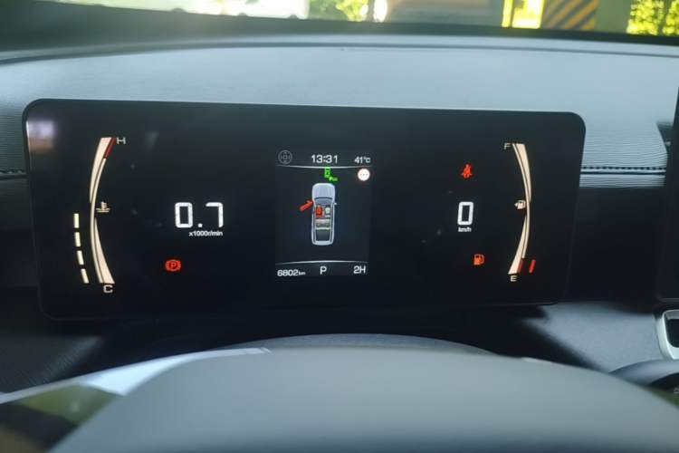 Used Haval H5 2025 2.0T Automatic All-Wheel Drive Navigation Version Diesel Instrument Cluster