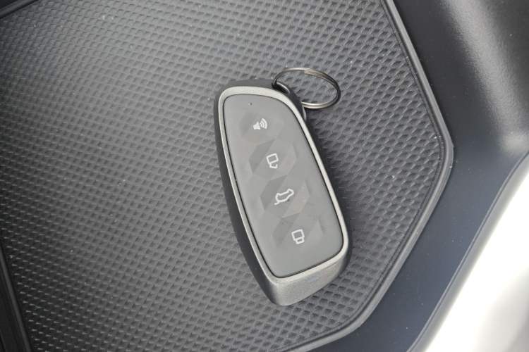 Used Haval H5 2025 2.0T Automatic All-Wheel Drive Navigation Version Diesel Interior 1