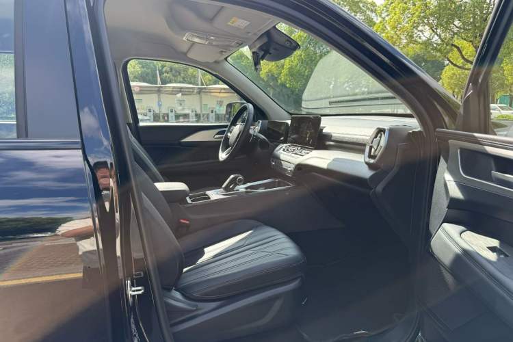 Used Haval H5 2025 2.0T Automatic All-Wheel Drive LinkedIn Edition Gasoline Interior 13