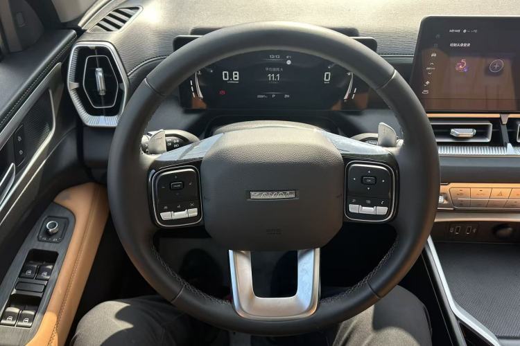 Used Haval H5 2025 2.0T Automatic All-Wheel Drive Navigation Version Diesel Interior 2