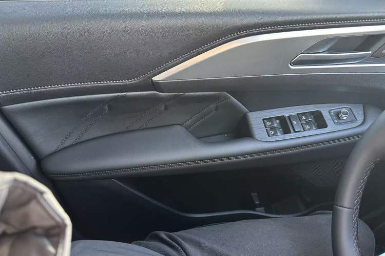 Used Haval H5 2025 2.0T Automatic All-Wheel Drive Navigation Version Diesel Interior 7