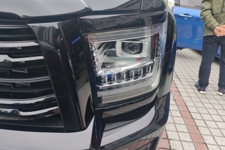 Used Haval H5 2025 2.0T Automatic All-Wheel Drive Navigation Version – Gasoline Left Front Headlight