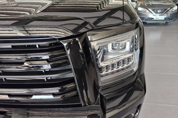 Used Haval H5 2025 2.0T Automatic All-Wheel Drive Navigation Version Diesel Left Front Headlight