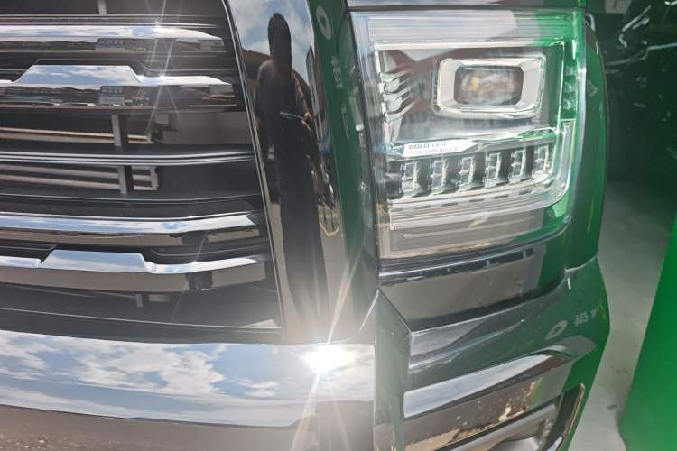 Used Haval H5 2025 2.0T Automatic All-Wheel Drive Navigation Version – Gasoline Left Front Headlight