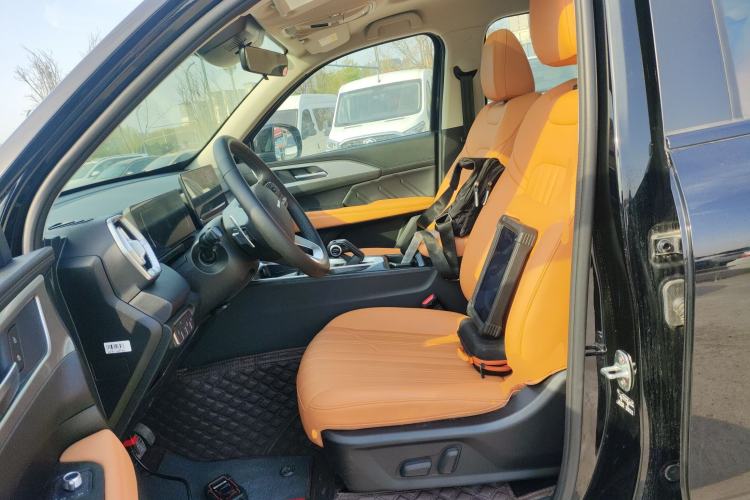 Used Haval H5 2025 2.0T Automatic All-Wheel Drive Navigation Version Diesel Left Front Seat